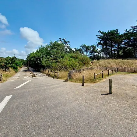 A 100m Avec Balcon Et Commodites, - Fr-1-331-61 Les Sables-dʼOlonne